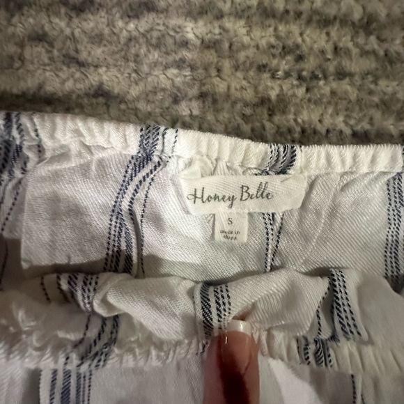 HONEY BELLE white/blue striped off the shoulder top, size S! - Picture 3 of 5